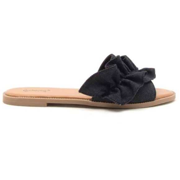 NIB Ruffle Slide Sandals - Picture 2 of 5